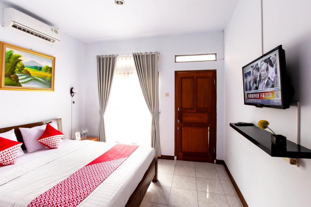 Oyo 569 Cigadung Guest House Syariah Bandung Kültér fotó