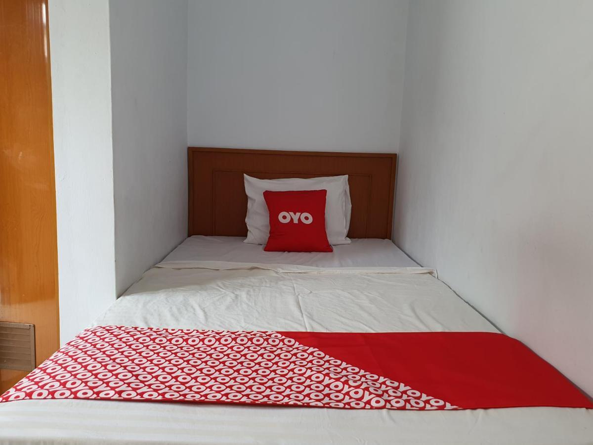 Oyo 569 Cigadung Guest House Syariah Bandung Kültér fotó