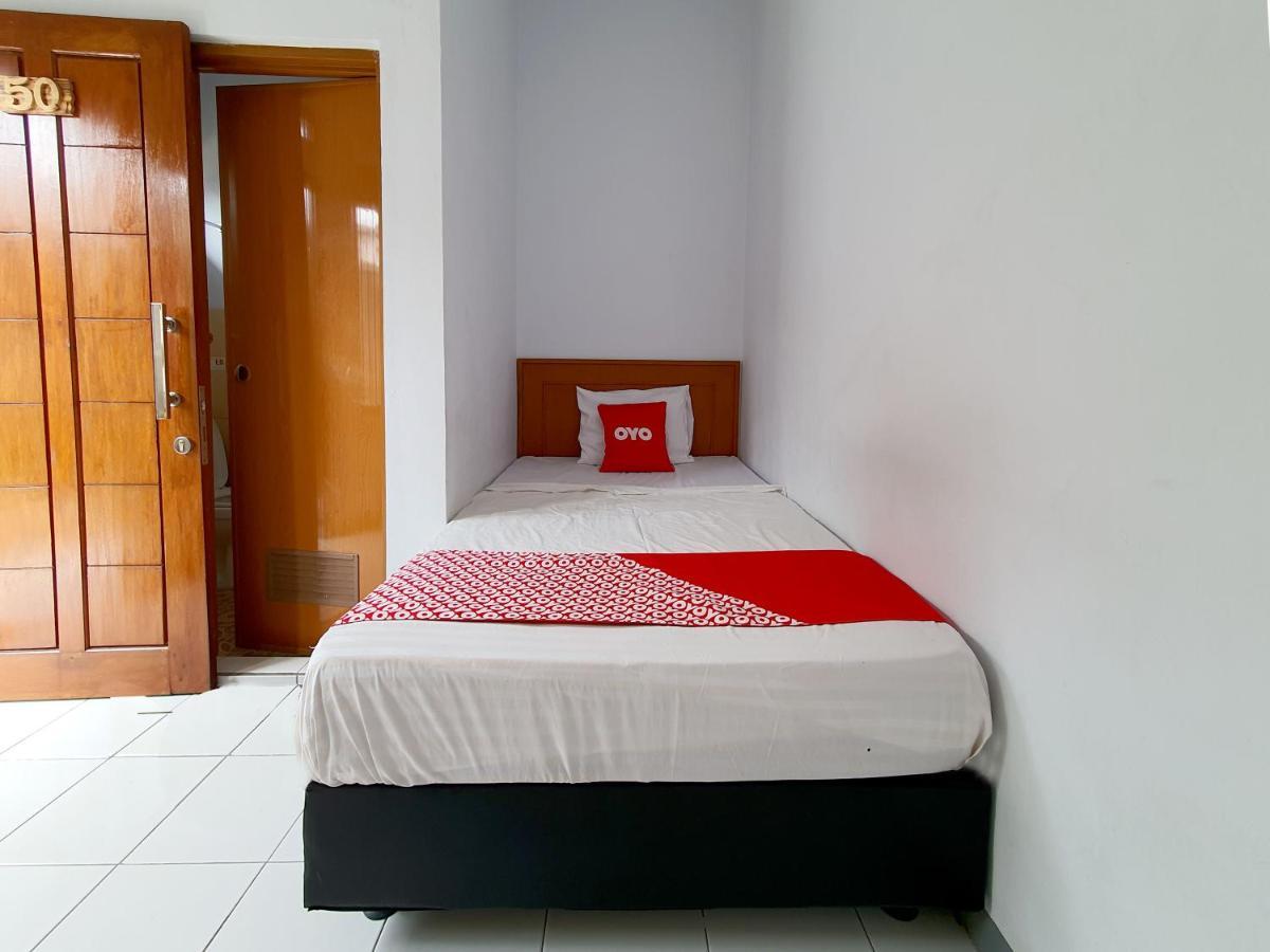 Oyo 569 Cigadung Guest House Syariah Bandung Kültér fotó