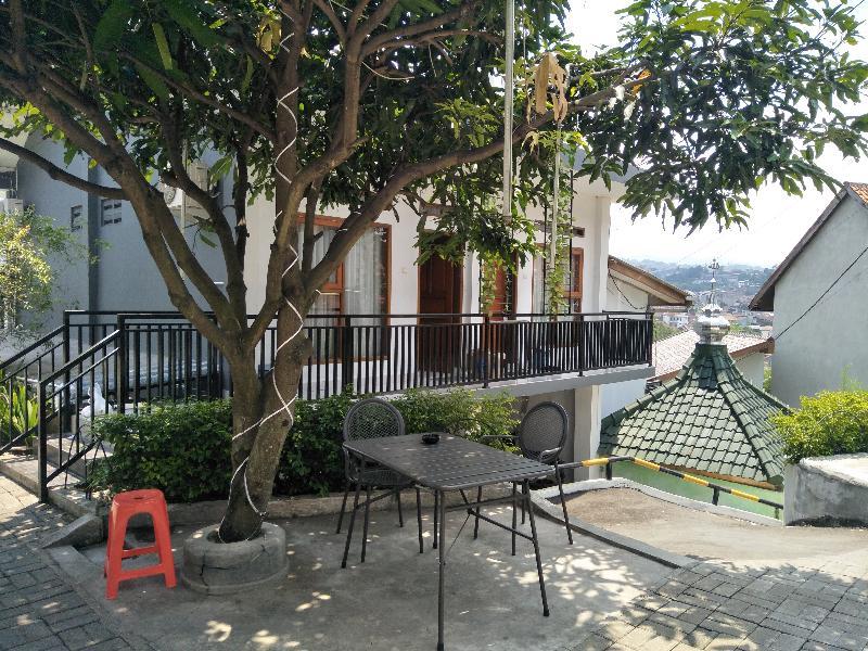 Oyo 569 Cigadung Guest House Syariah Bandung Kültér fotó