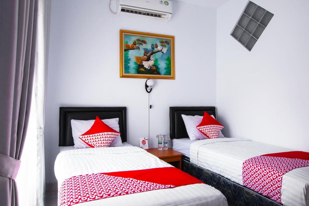 Oyo 569 Cigadung Guest House Syariah Bandung Kültér fotó